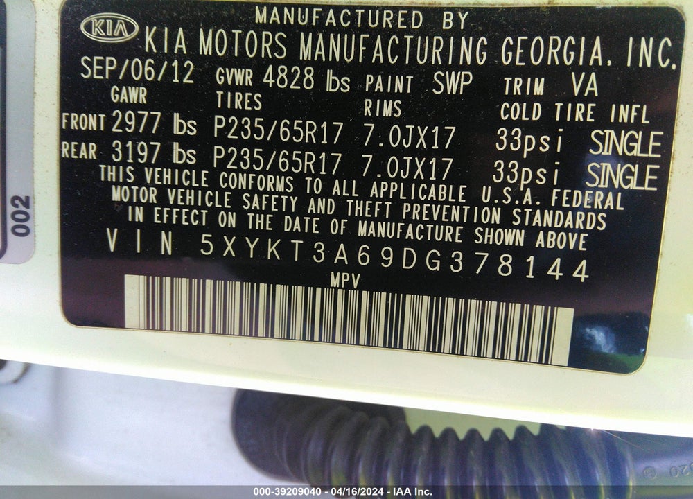2013 KIA SORENTO LX VIN: 5XYKT3A69DG378144