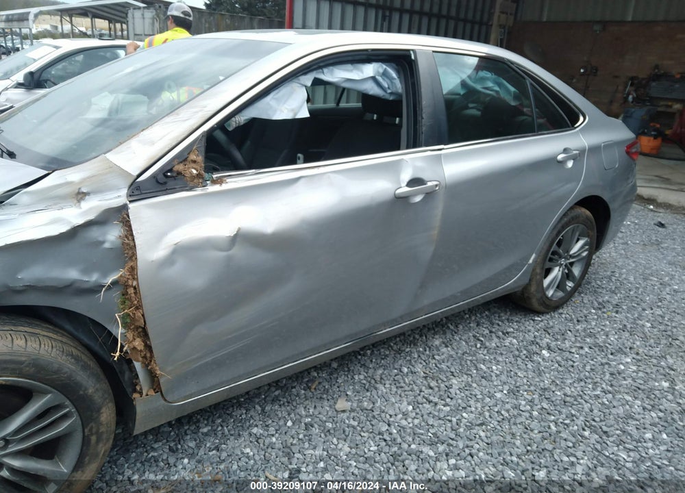 2017 TOYOTA CAMRY SE VIN: 4T1BF1FK8HU746945