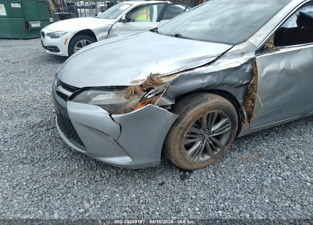 2017 TOYOTA CAMRY SE VIN: 4T1BF1FK8HU746945