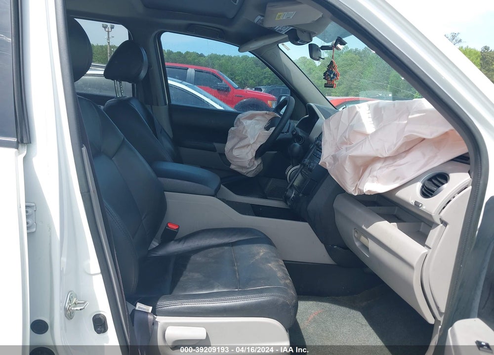 2015 HONDA PILOT SE VIN: 5FNYF3H34FB034079