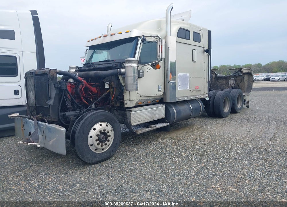 2005 INTERNATIONAL 9900 9900I VIN: 2HSCHAPR55C157336