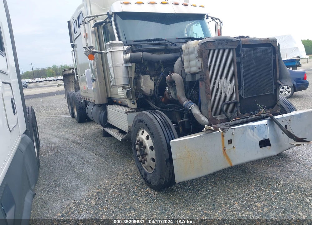 2005 INTERNATIONAL 9900 9900I VIN: 2HSCHAPR55C157336