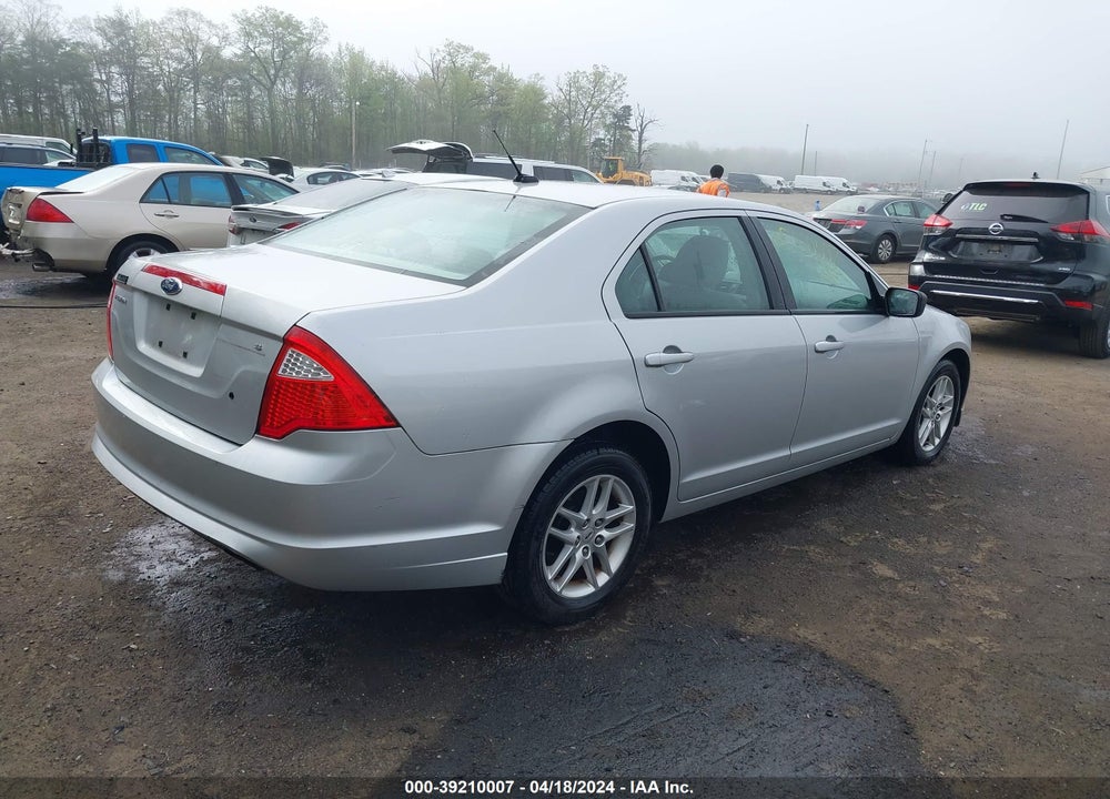 2010 FORD FUSION S VIN: 3FAHP0GA6AR267731