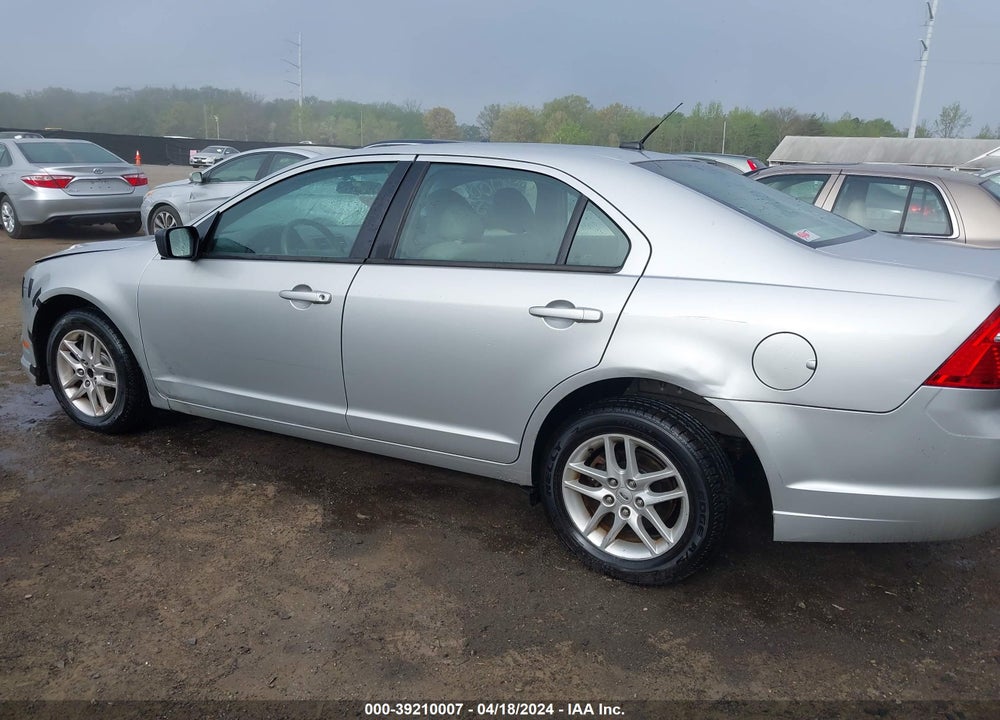 2010 FORD FUSION S VIN: 3FAHP0GA6AR267731