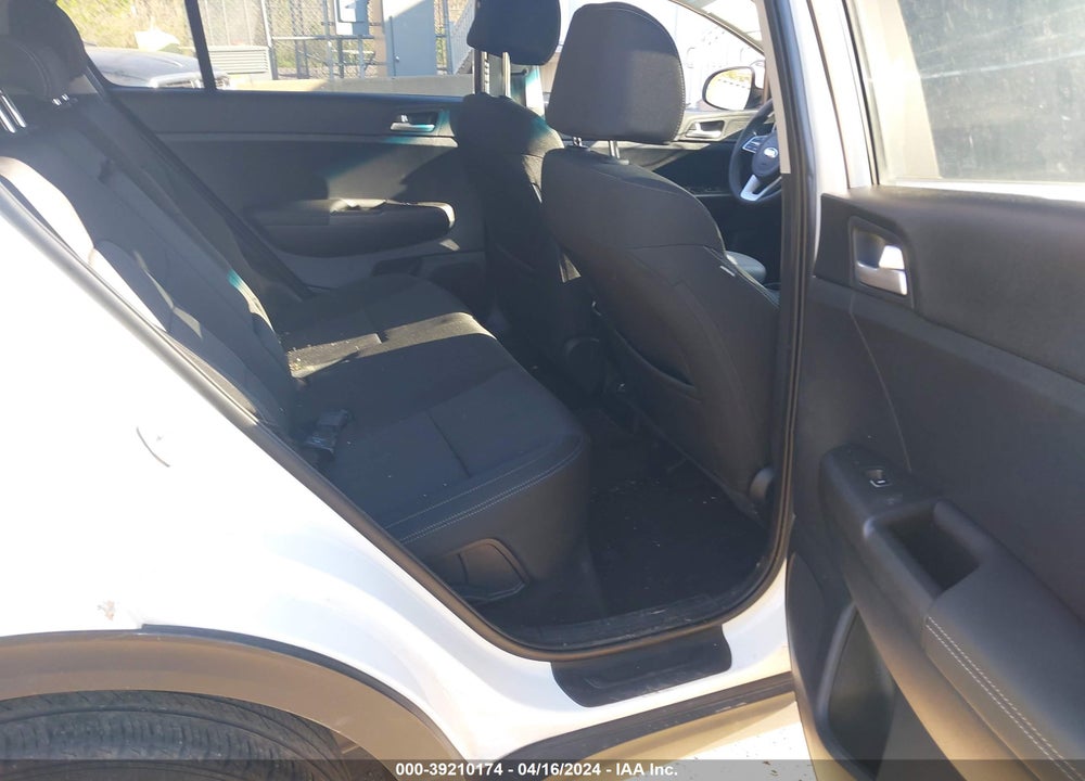 2022 KIA SPORTAGE LX VIN: KNDPM3AC8N7021318
