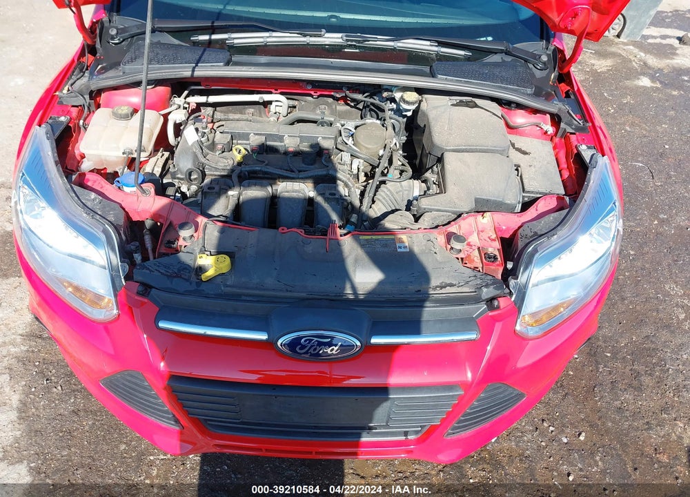 2014 FORD FOCUS SE VIN: 1FADP3F28EL195610