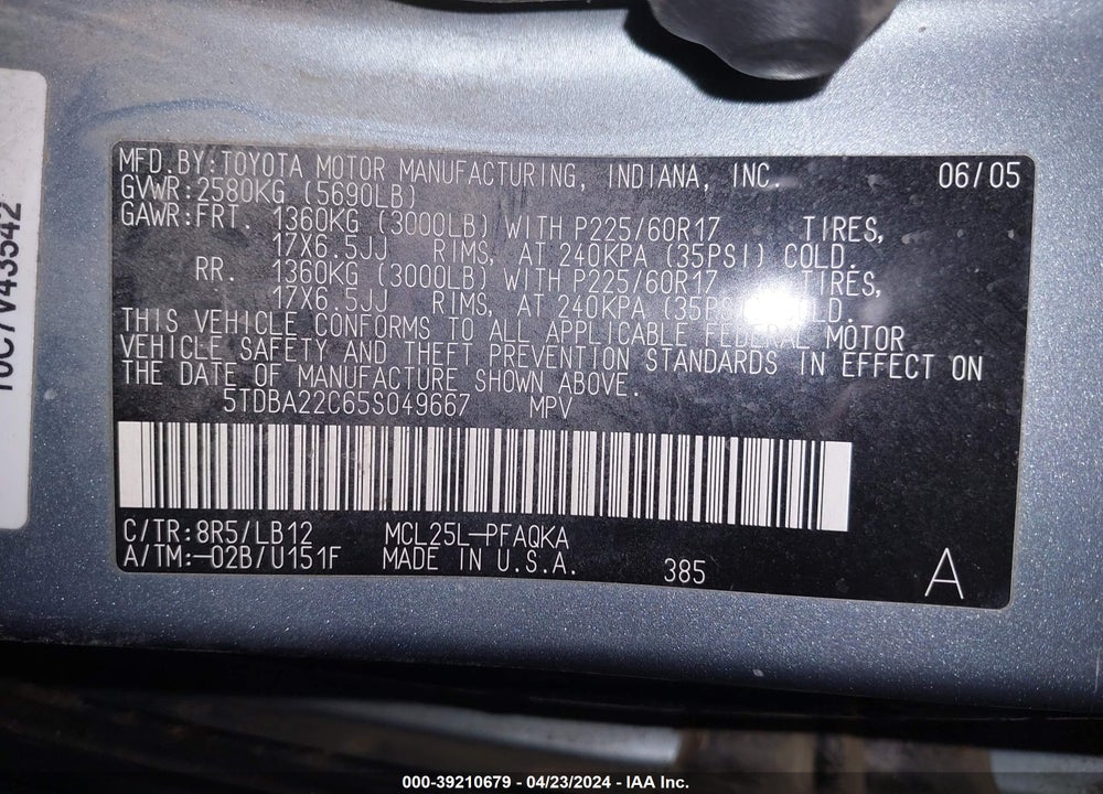 2005 TOYOTA SIENNA VIN: 5TDBA22C65S049667
