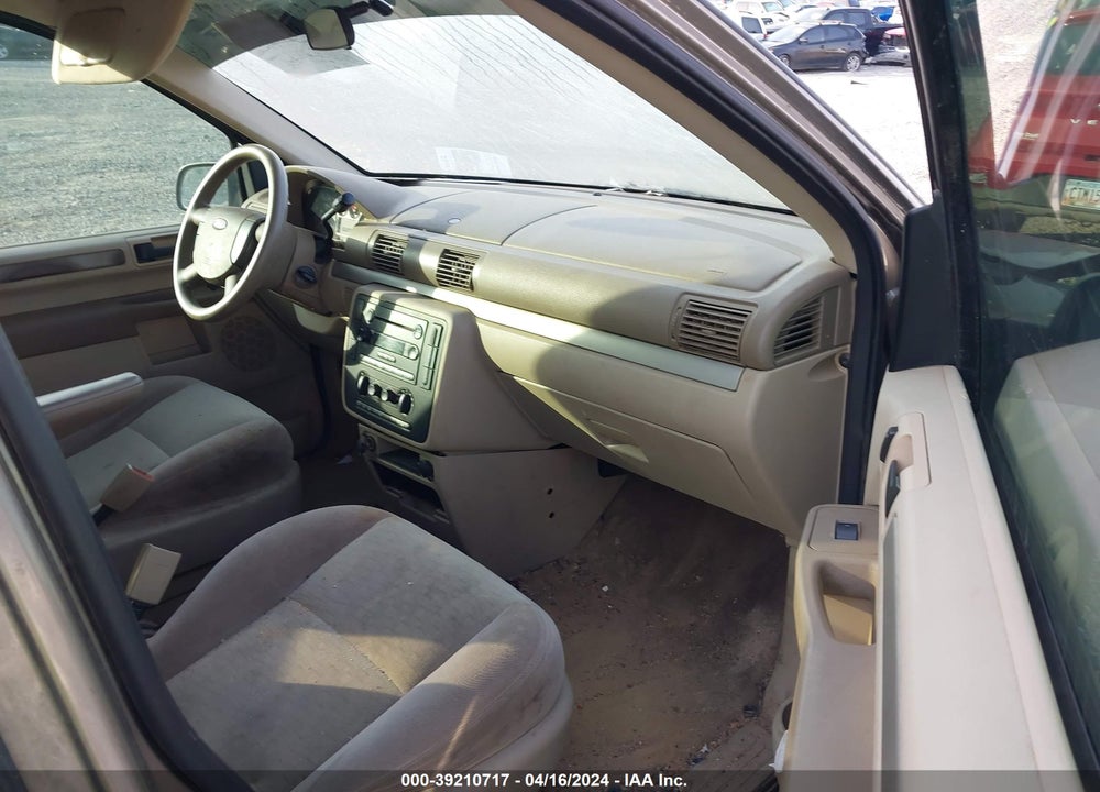 2006 FORD FREESTAR SE VIN: 2FMZA51696BA01476