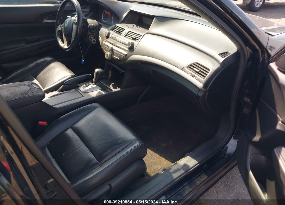 2011 HONDA ACCORD 2.4 SE VIN: 1HGCP2F67BA141131