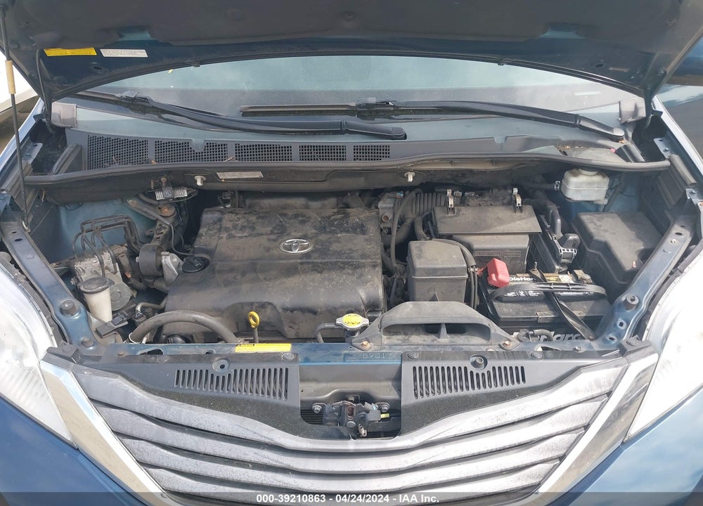 2011 TOYOTA SIENNA XLE VIN: 5TDDK3DC3BS009213