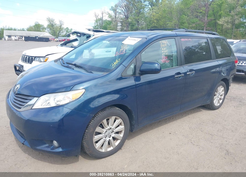 2011 TOYOTA SIENNA XLE VIN: 5TDDK3DC3BS009213