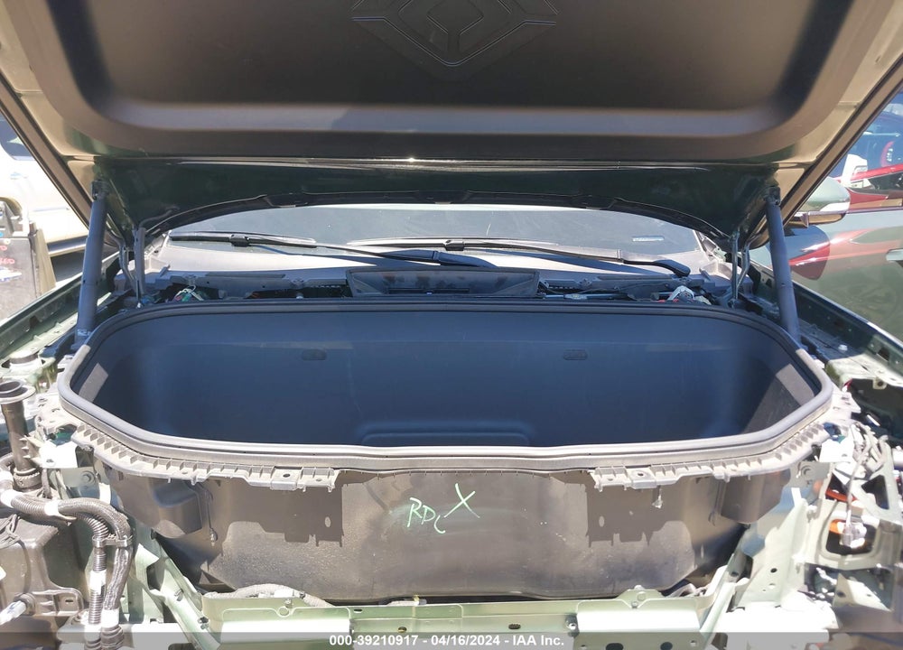 2022 RIVIAN R1T ADVENTURE VIN: 7FCTGAAA5NN008542