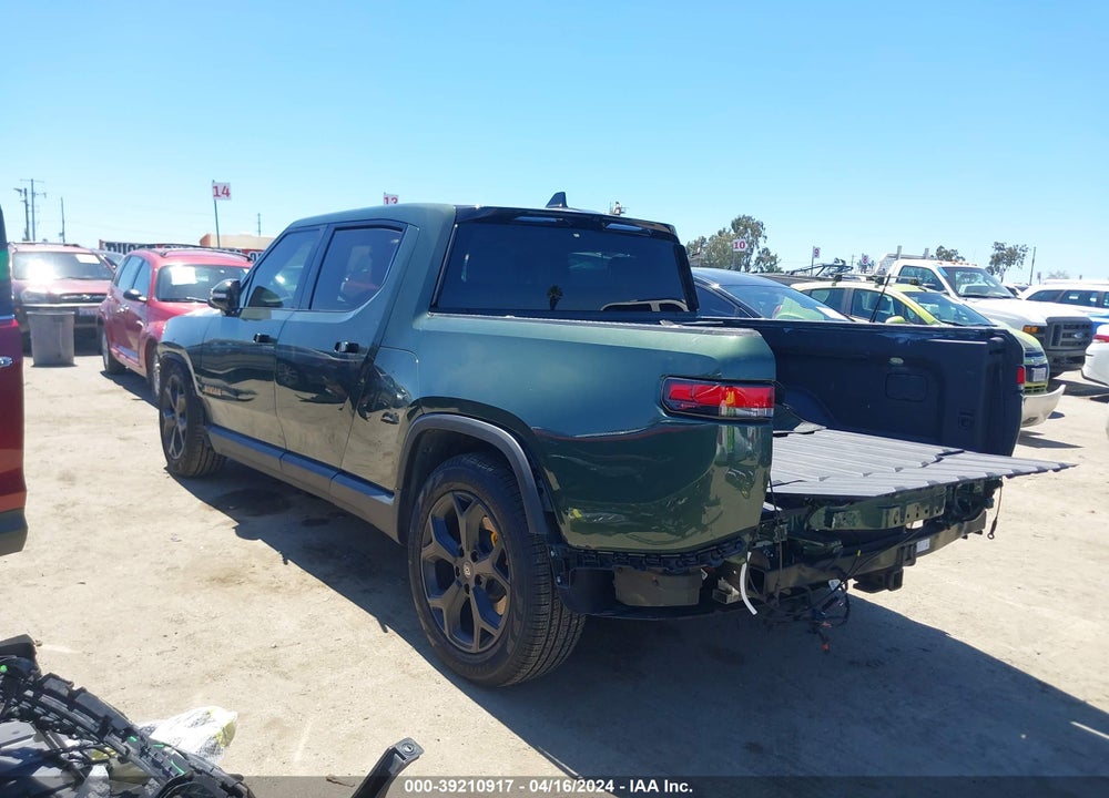 2022 RIVIAN R1T ADVENTURE VIN: 7FCTGAAA5NN008542