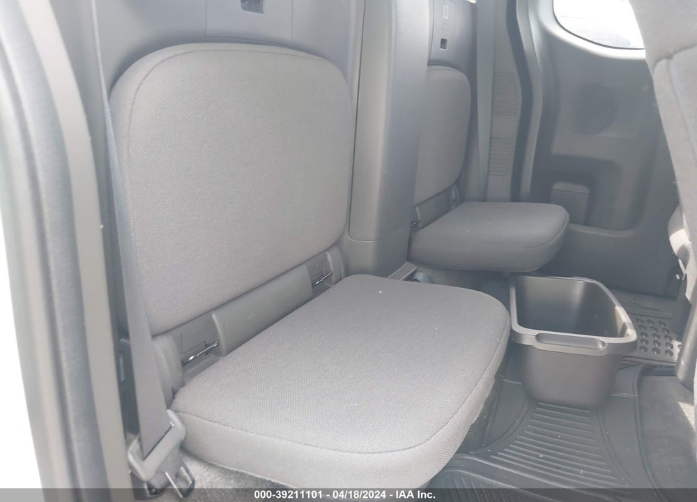 2018 NISSAN FRONTIER SV VIN: 1N6DD0CW7JN726008