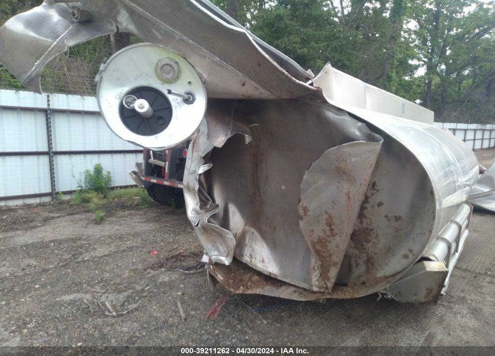 2019 YOUNG TANK INC UNKNOWN VIN: 1Y9T5AV21K2002760