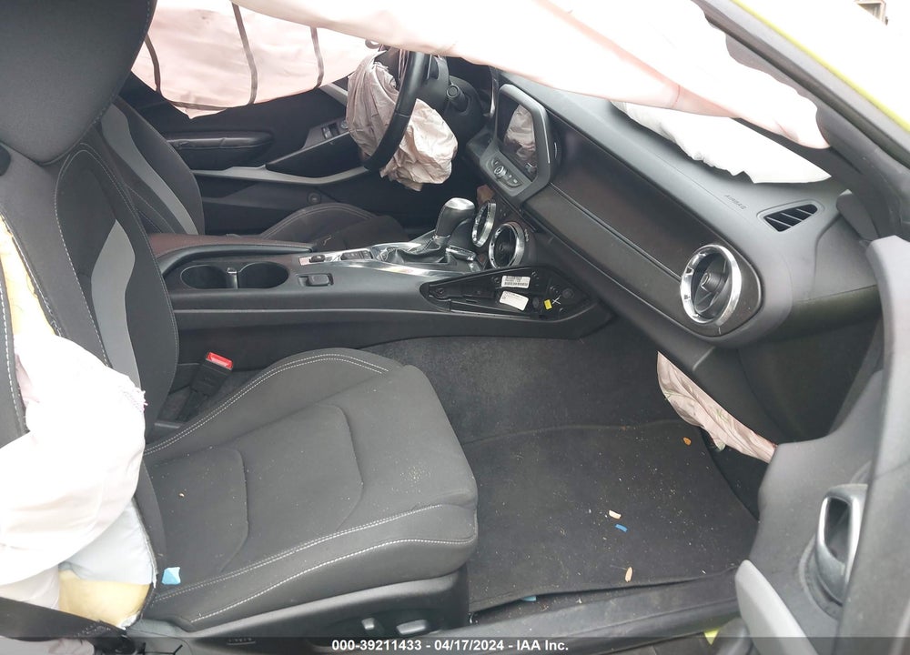 2019 CHEVROLET CAMARO 1LT VIN: 1G1FB1RS8K0150299