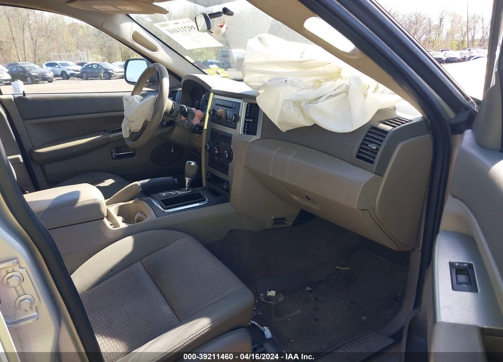 2009 JEEP GRAND CHEROKEE LAREDO VIN: 1J8GR48K99C526147