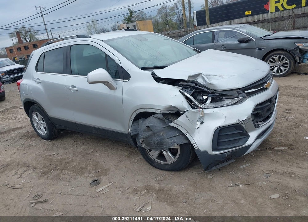 2018 CHEVROLET TRAX LT VIN: 3GNCJLSB1JL248103