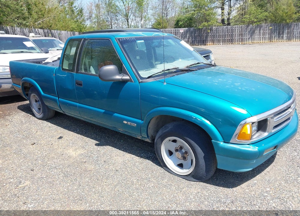1994 CHEVROLET S TRUCK S10 VIN: 1GCCS19Z0RK158211