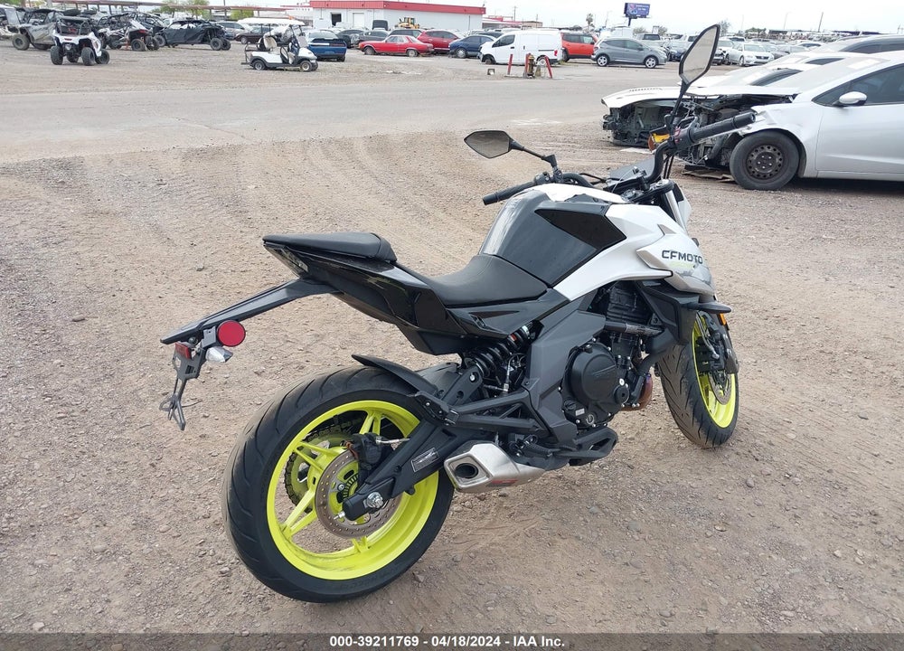 2022 CF MOTO CF650NK VIN: LCEPEVLB4N6001019