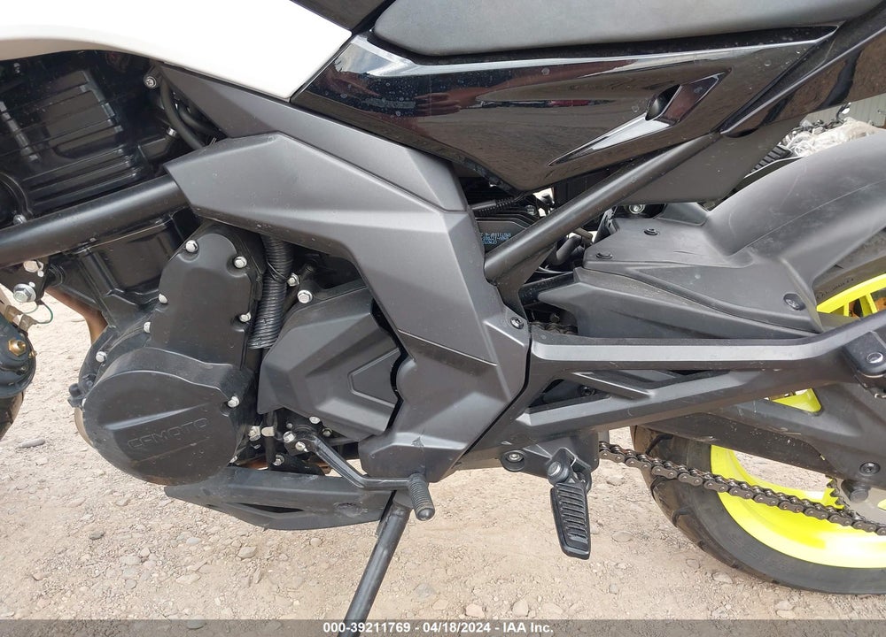 2022 CF MOTO CF650NK VIN: LCEPEVLB4N6001019