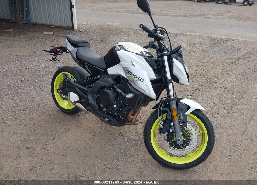 2022 CF MOTO CF650NK VIN: LCEPEVLB4N6001019