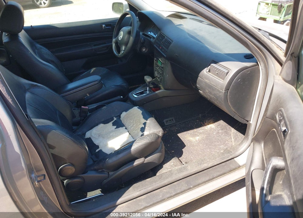 2004 VOLKSWAGEN GTI 1.8T VIN: 9BWDE61J844013872