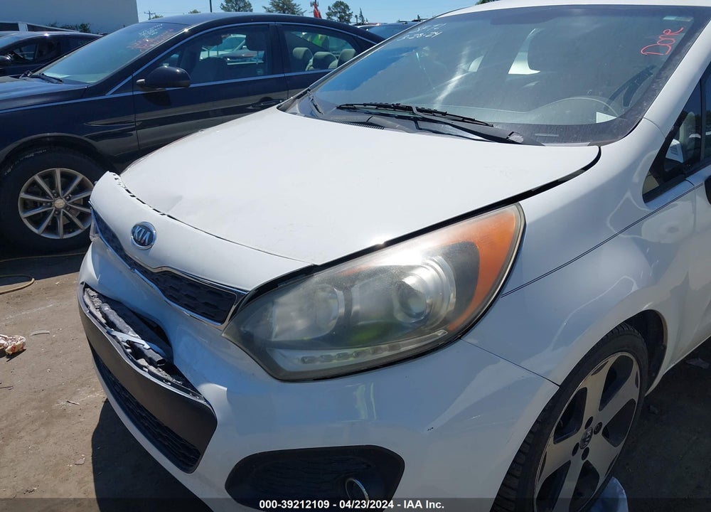 2012 KIA RIO5 SX VIN: KNADN5A32C6083132