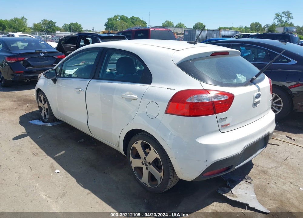 2012 KIA RIO5 SX VIN: KNADN5A32C6083132