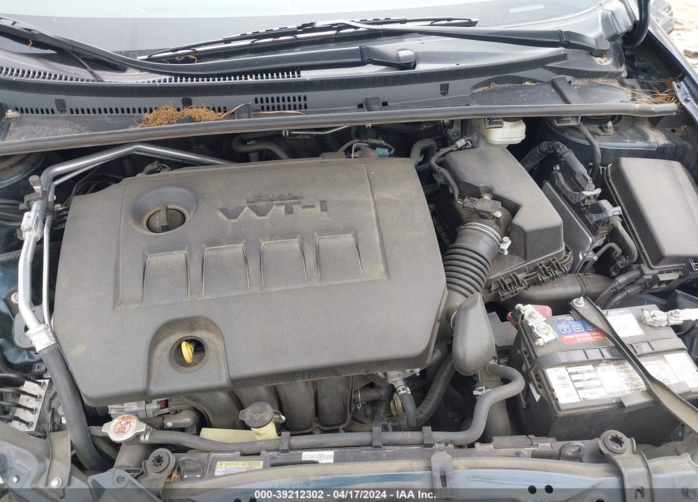 2019 TOYOTA COROLLA LE VIN: 2T1BURHE9KC140140