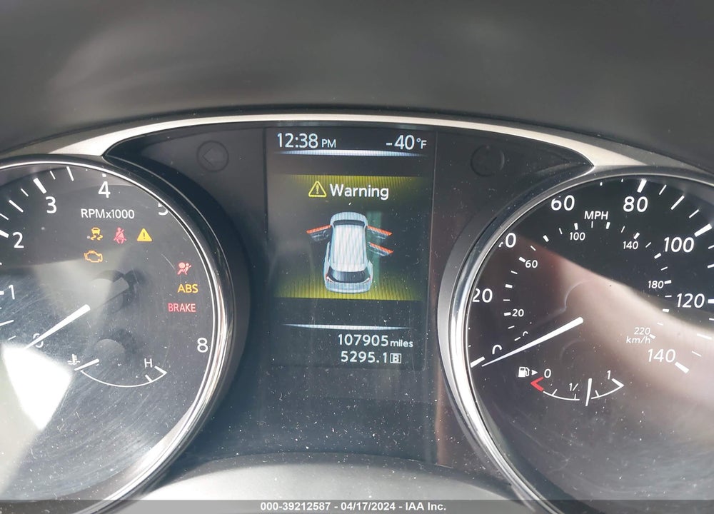 2015 NISSAN ROGUE SL VIN: 5N1AT2MV3FC902576