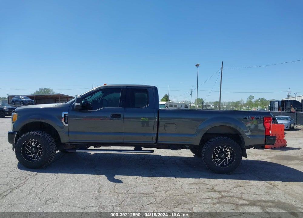 2017 FORD F-250 XLT VIN: 1FT7X2B64HEC14852