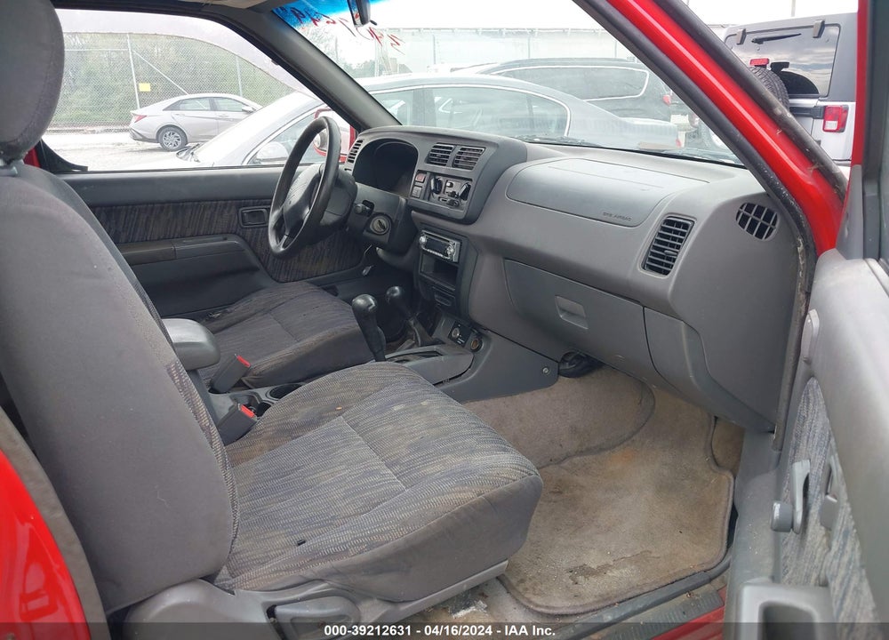 1999 NISSAN FRONTIER SE-V6/XE-V6 VIN: 1N6ED26Y3XC344835