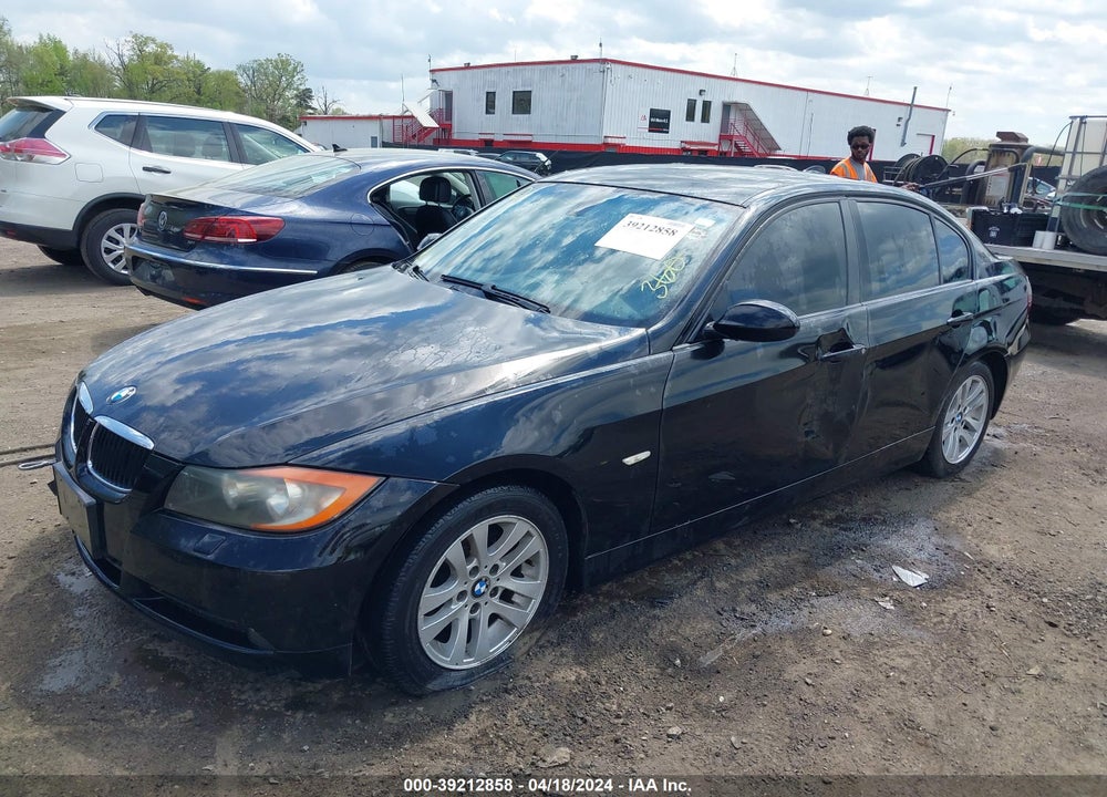 2006 BMW 325XI VIN: WBAVD13536KV13762