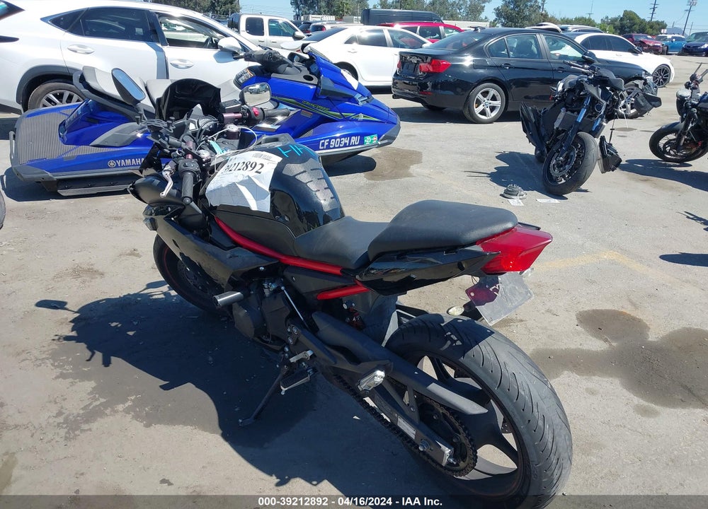 2016 YAMAHA FZ6 RC VIN: JYARJ18Y8GA003362