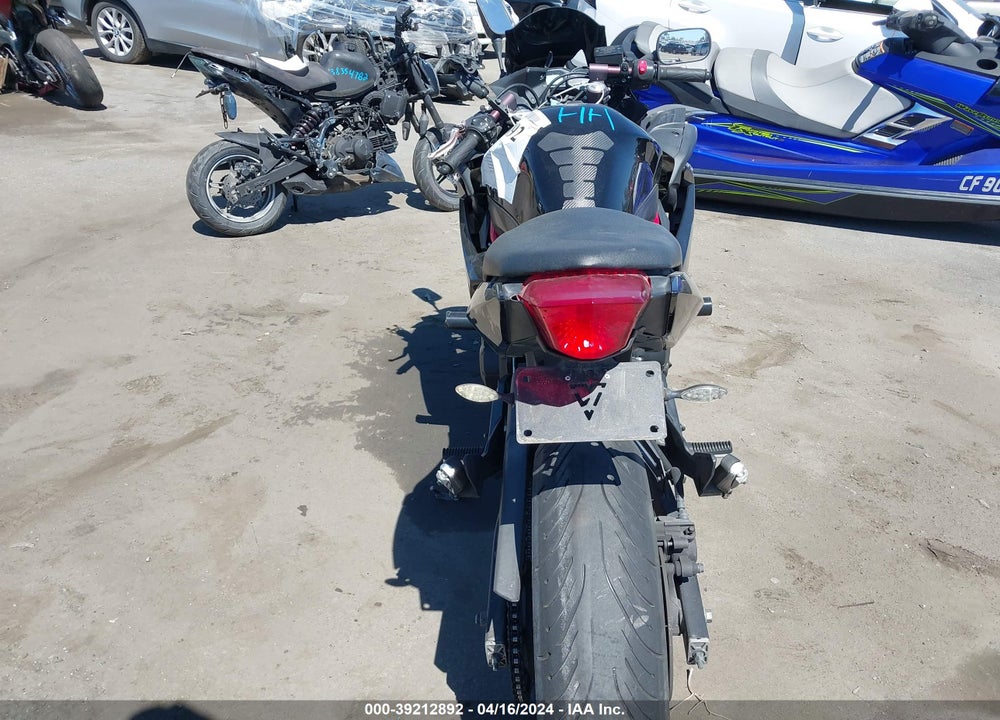 2016 YAMAHA FZ6 RC VIN: JYARJ18Y8GA003362