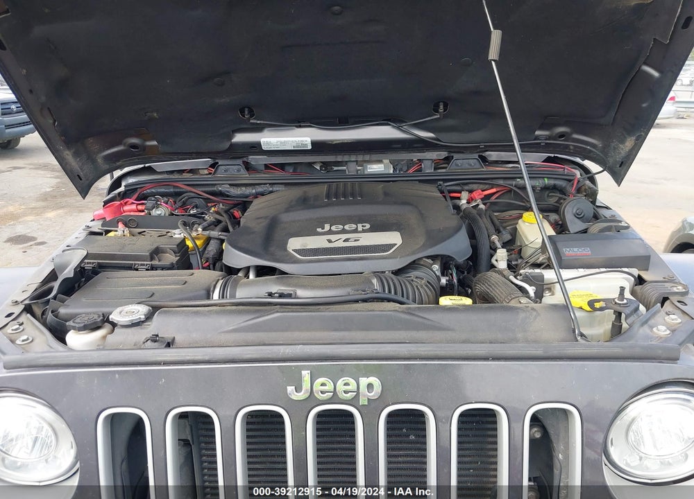 2017 JEEP WRANGLER UNLIMITED SAHARA 4X4 VIN: 1C4BJWEG2HL548204