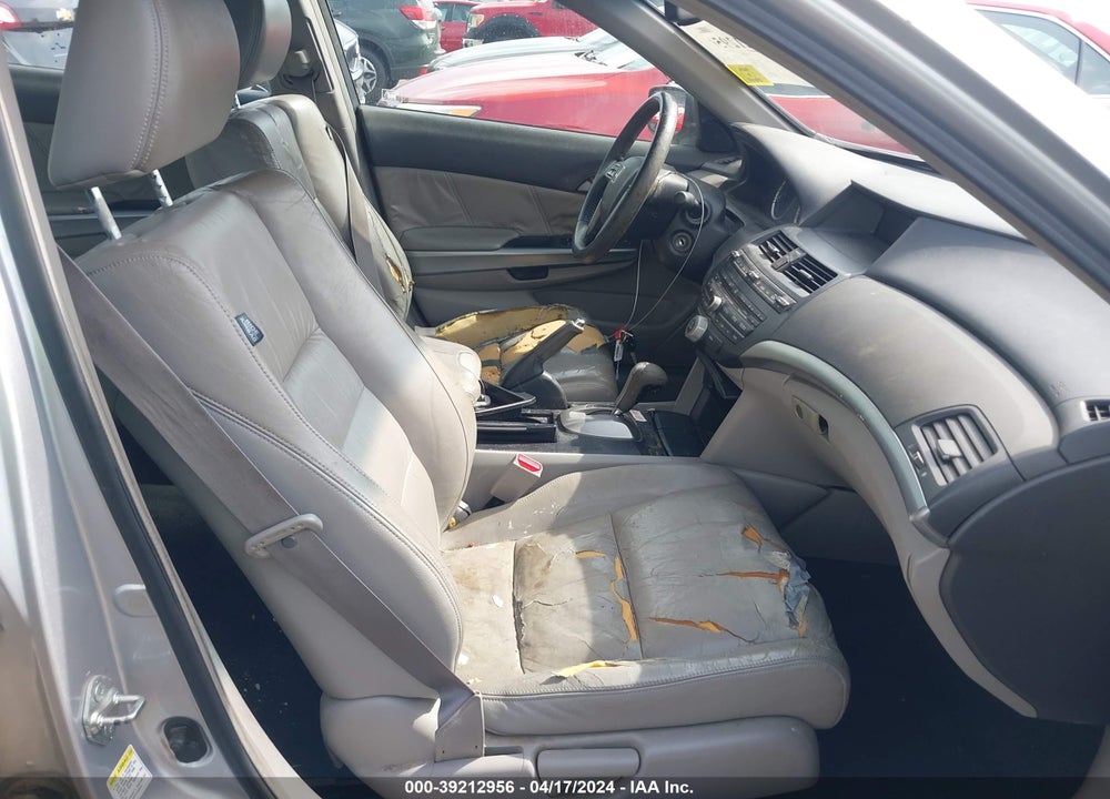 2008 HONDA ACCORD 2.4 EX-L VIN: 1HGCP26868A099352
