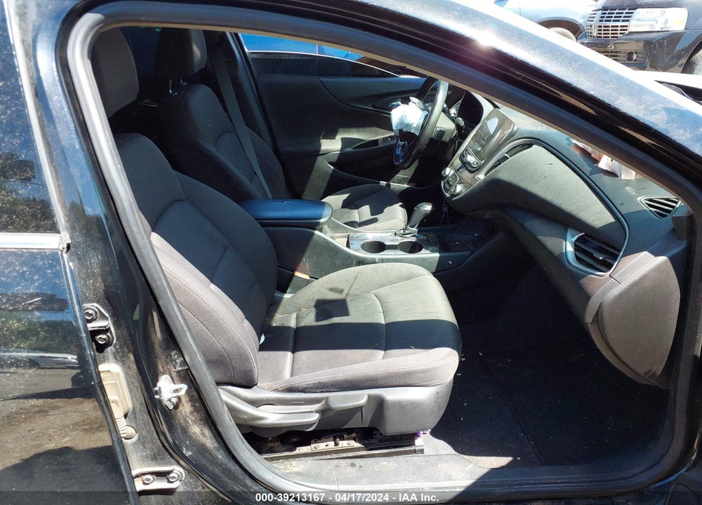 2019 CHEVROLET MALIBU RS VIN: 1G1ZG5ST6KF193982