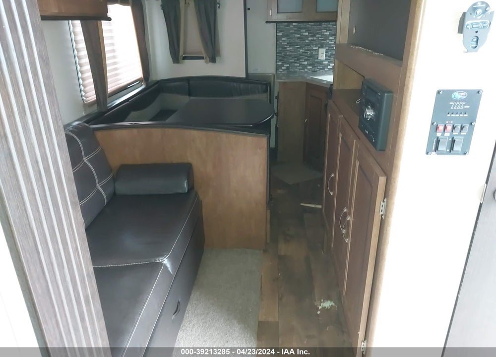 2018 FOREST RIVER SALEM VIN: 4X4TSMC23JA320690