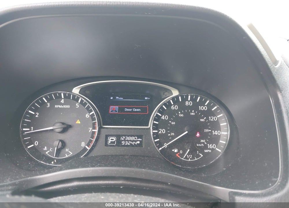 2014 NISSAN PATHFINDER PLATINUM VIN: 5N1AR2MNXEC704820