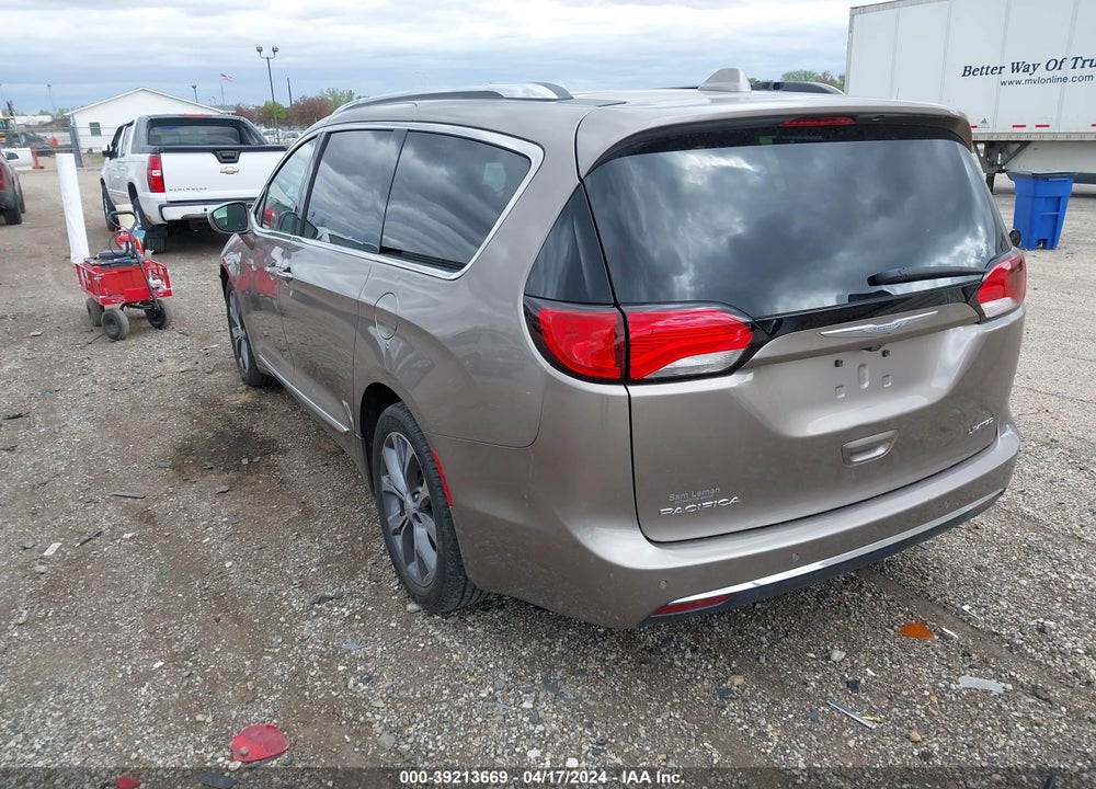 2017 CHRYSLER PACIFICA LIMITED VIN: 2C4RC1GG7HR704480