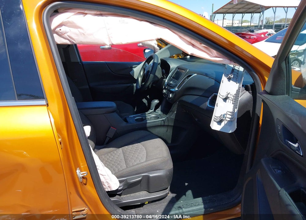 2019 CHEVROLET EQUINOX LT VIN: 2GNAXKEV5K6149263