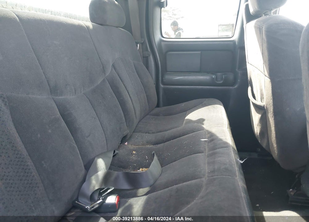 2002 CHEVROLET SILVERADO 2500HD LS VIN: 1GCHC29U12E147378