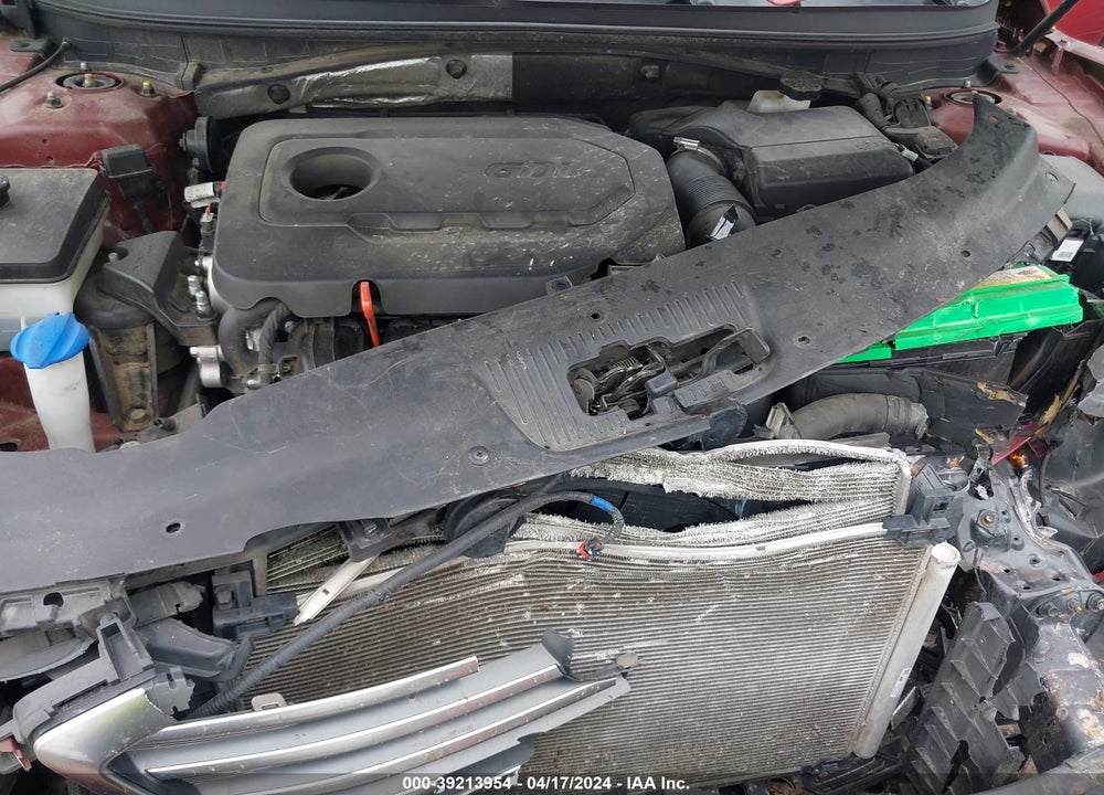 2015 HYUNDAI SONATA SE VIN: 5NPE24AF7FH227742