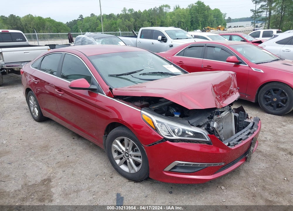 2015 HYUNDAI SONATA SE VIN: 5NPE24AF7FH227742
