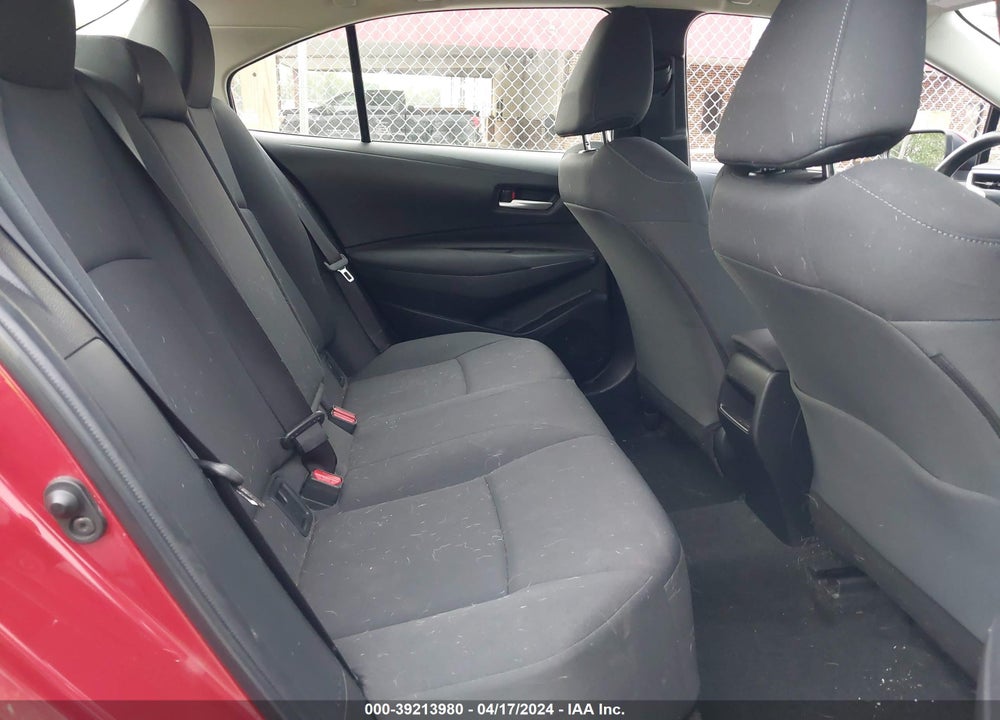 2021 TOYOTA COROLLA LE VIN: JTDEPMAE3MJ162952