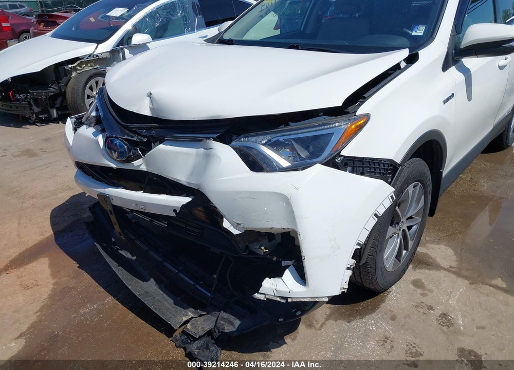 2017 TOYOTA RAV4 HYBRID XLE VIN: JTMRJREV5HD067128