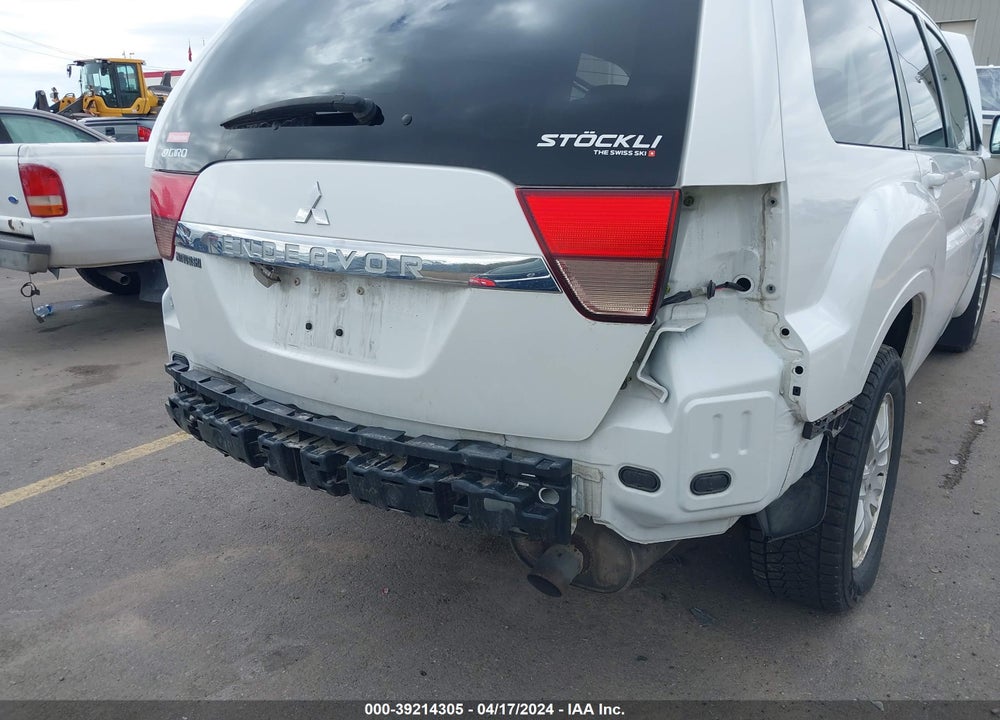 2011 MITSUBISHI ENDEAVOR SE VIN: 4A4JN2ASXBE025827