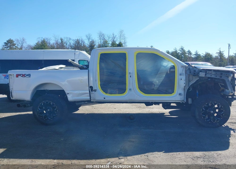 2017 FORD F-250 PLATINUM VIN: 1FT7W2BT3HEE16851